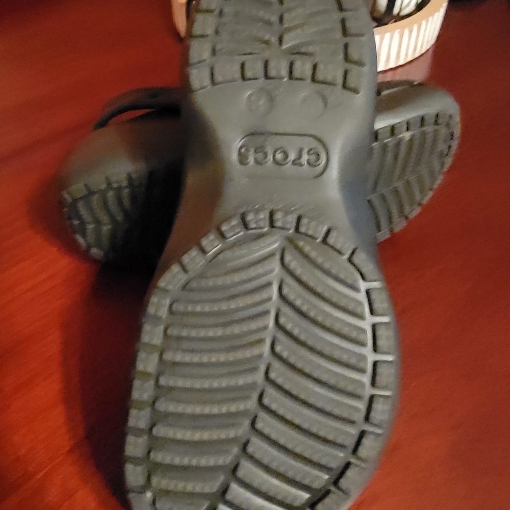 CROCS Classic Platform Clog Black - Picture 6 of 6